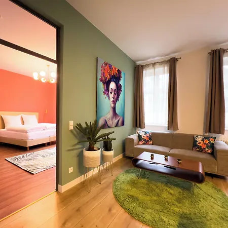 Apartment Exklusives Flowers